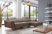 Living Room Furniture Sectionals 950 Sectional with 1 Electric Recliner